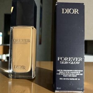 Dior Forever Skin Glow Foundation - 3WO Warm Olive Glow